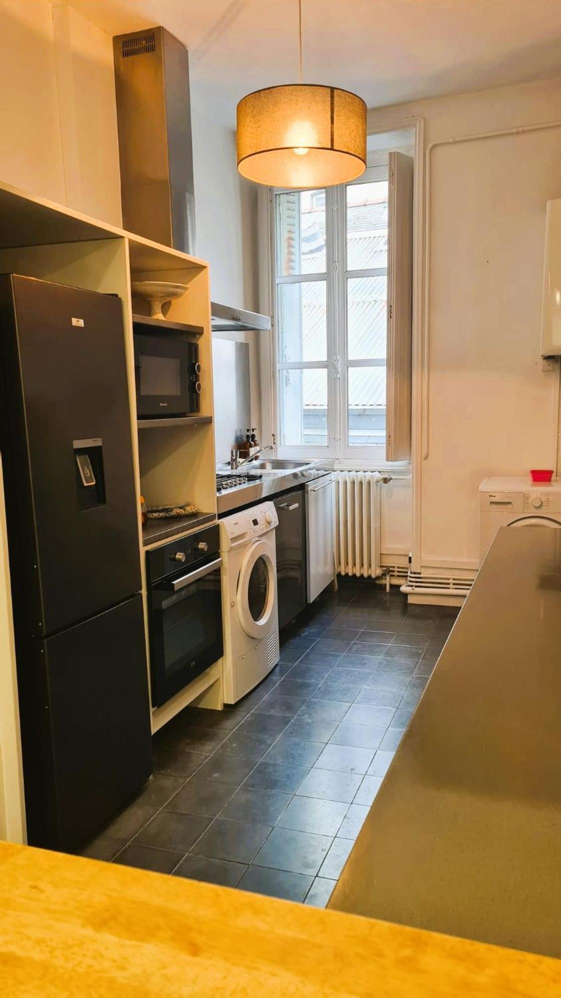 Ferienwohnung L'Haussmannien - Hyper Centre - Bords De L'Erdre Nantes Exterior foto